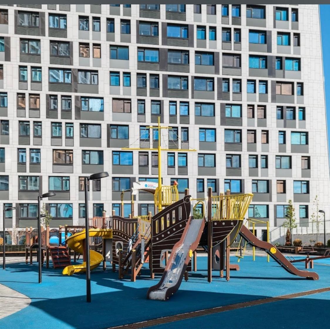 Manhattan City Apart View On The City- Parking Kiev Exteriör bild