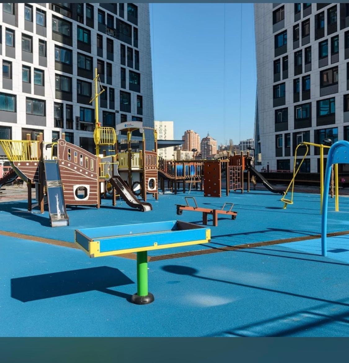 Manhattan City Apart View On The City- Parking Kiev Exteriör bild